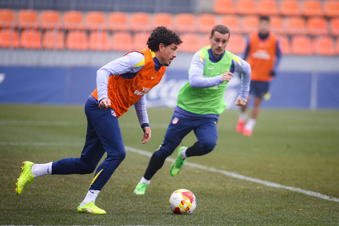 球盟会官网-racingbullsf1车队